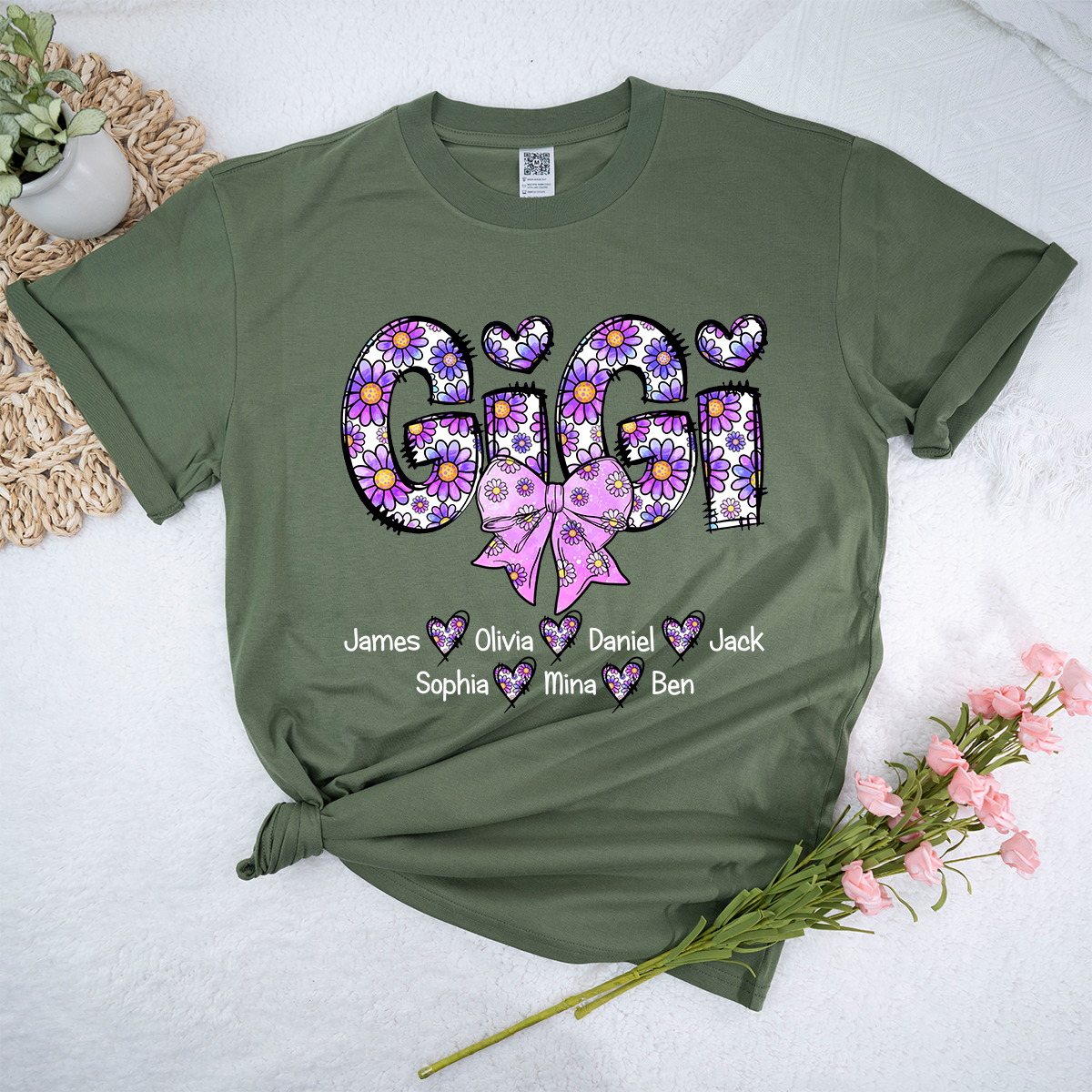 Personalized Gigi Purple Daisy Color With Grandkids Mother's Day TH T-Shirt