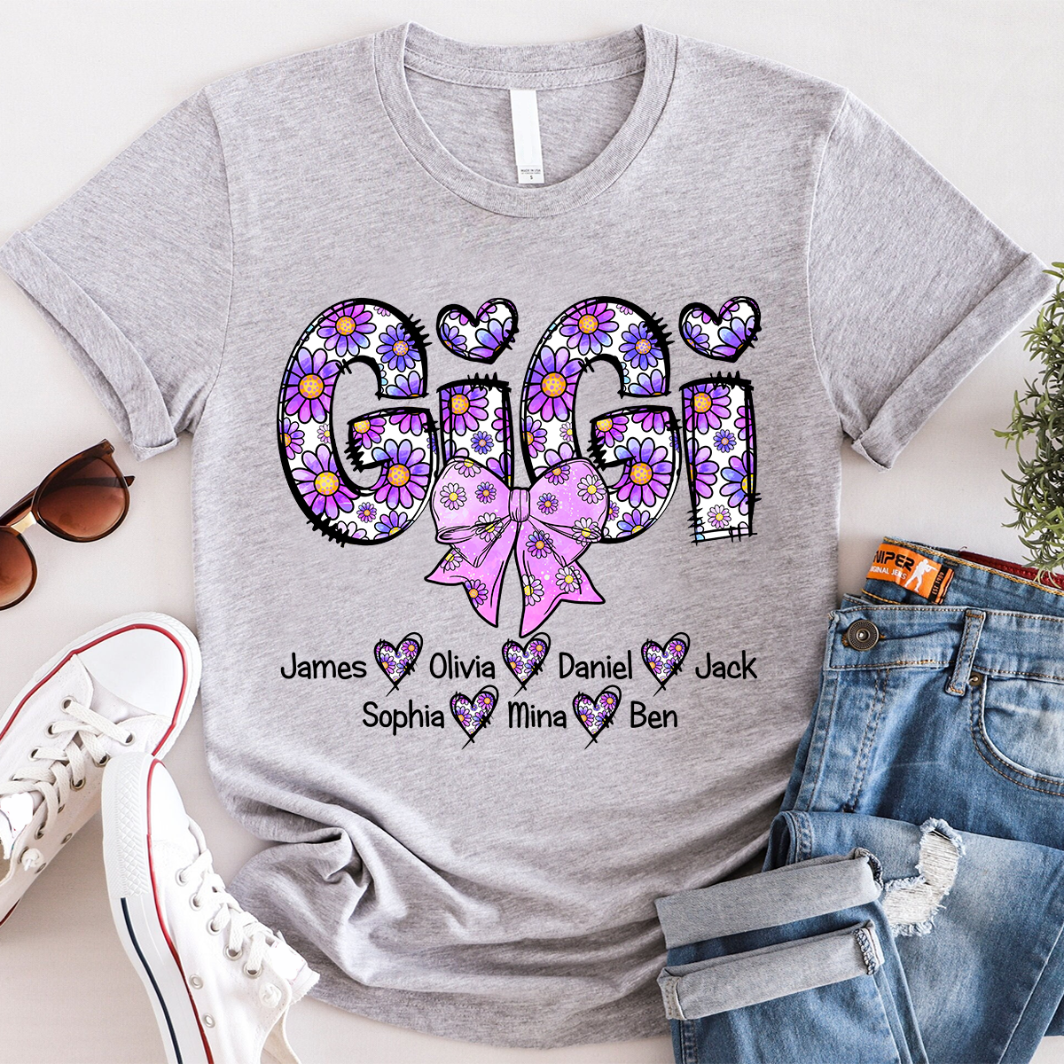 Personalized Gigi Purple Daisy Color With Grandkids Mother's Day TH T-Shirt