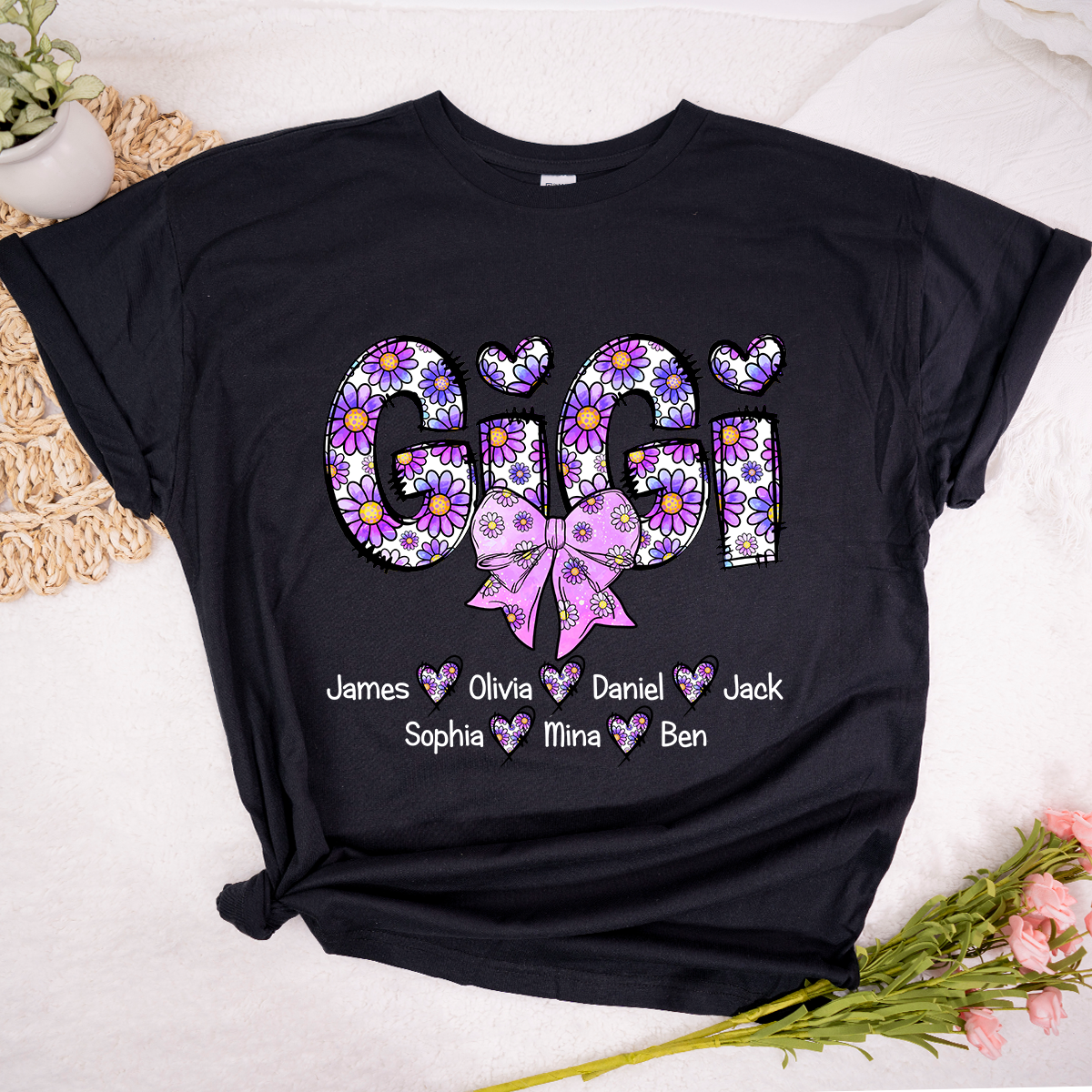 Personalized Gigi Purple Daisy Color With Grandkids Mother's Day TH T-Shirt