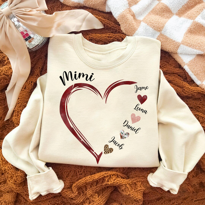 Personalized Mom and Grandma Heart Sweatshirt – Custom Grandkids Name Sweater – Cozy Christmas Gift for Grandma, Gigi, Nana, Mimi
