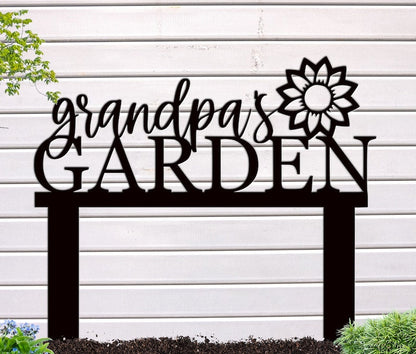 Custom Metal Garden Sign | Outdoor Decorative Yard Sign with Stake | Personalized Gifts for Grandma, Grandpa, Mom, Dad, Aunts and Uncles