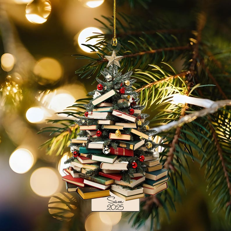 Personalized Book Lover Ornament 2025 – Custom Name Book Stack Christmas Tree Ornament, Gift for Readers