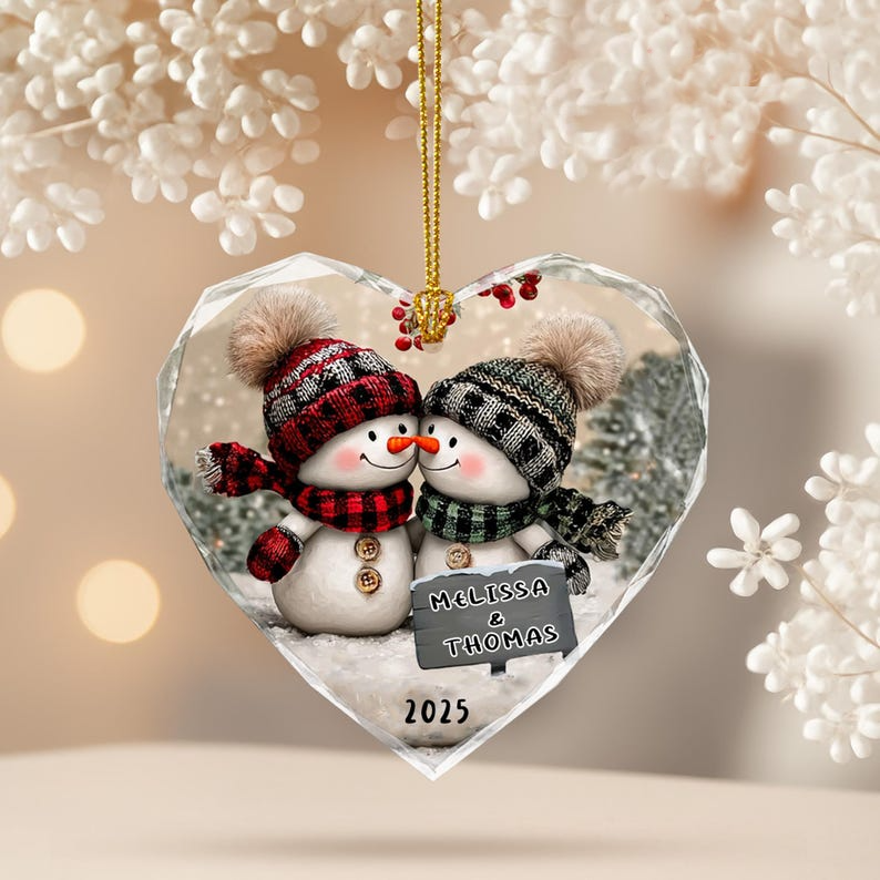 Personalized Snowman Couple Ornament 2025 – Custom Mr & Mrs Christmas Ornament, Wedding and Engagement Gift for Newlyweds