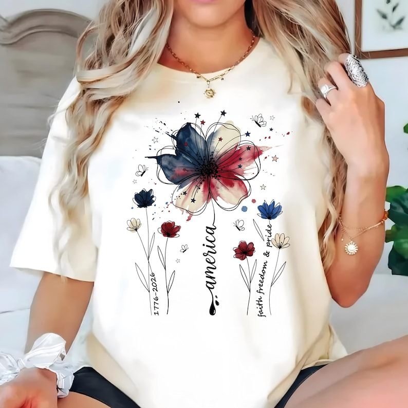 Vintage Patriotic Flower Shirt for Women, America Faith Freedom Pride Graphic Tee, USA Independence Day Apparel