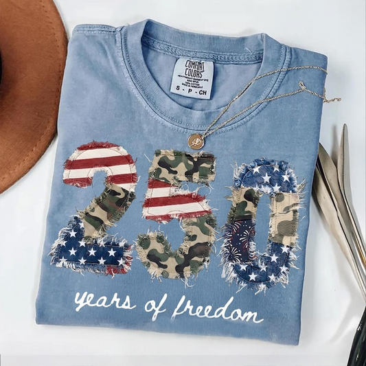 Comfort Colors 250 Years of Freedom Shirt, Vintage Patriotic USA Tee, America 250th Anniversary Celebration Graphic T-Shirt