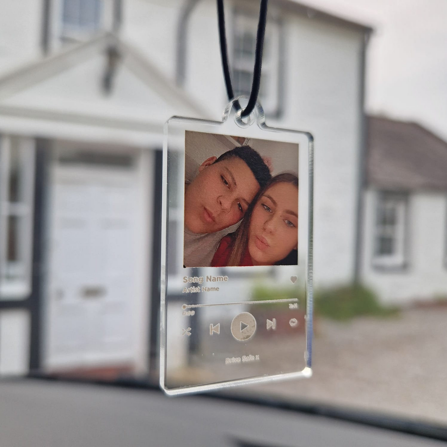 Personalized Photo Music Keychain with Custom Song and Image, Unique Couple Gift for Anniversary
