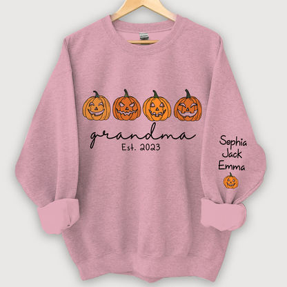 Grandma Est Pumpkin Face And Grandkids Autumn CL01 Sweatshirt