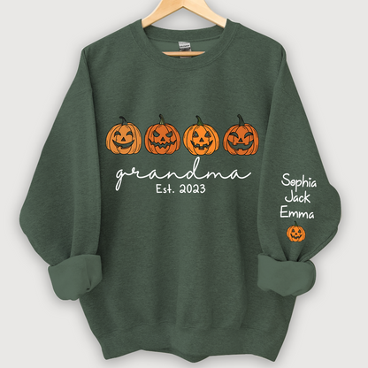 Grandma Est Pumpkin Face And Grandkids Autumn CL01 Sweatshirt