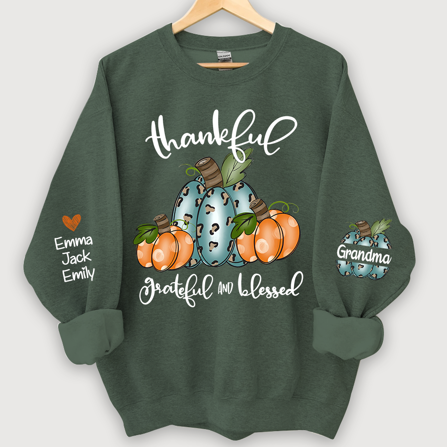Thankful Grateful And Blessed Grandma Pumpkin With Grandkids CL01 Sweatshirt