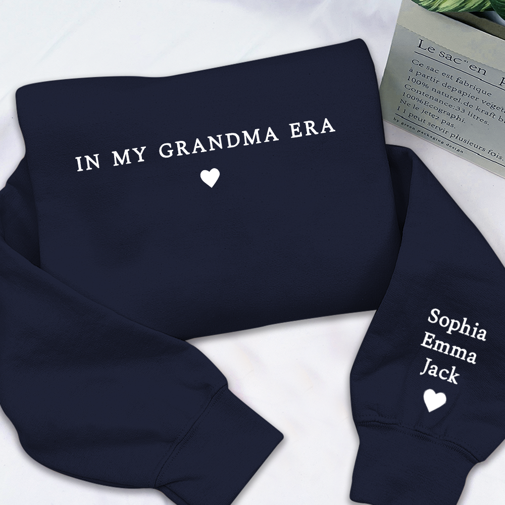 In My Grandma Era Shirt, Nana Gift, Gift For Grandma And Grandkids Merry Christmas Sweatshirt