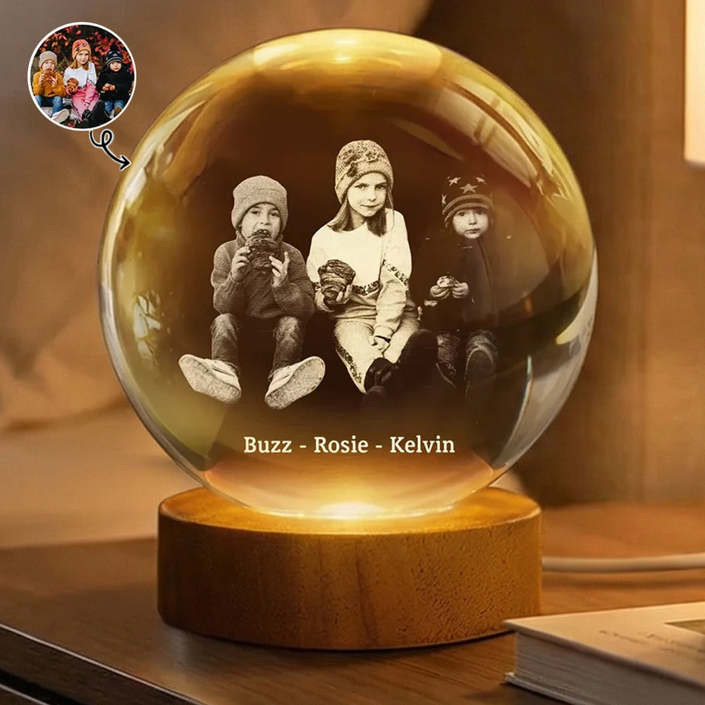 Personalized Globe Lamp with Custom Photo – Cozy Night Light Keepsake & Unique Gift for Family and Friends Crystal Night Ball