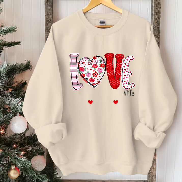 Love Grandmalife And Kids Valentines T-Shirt