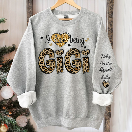 Custom Grandma Leopard Sweatshirt – Personalized I Love Being Gigi with Grandchildren’s Names Hoodie, Ideal Christmas Gift