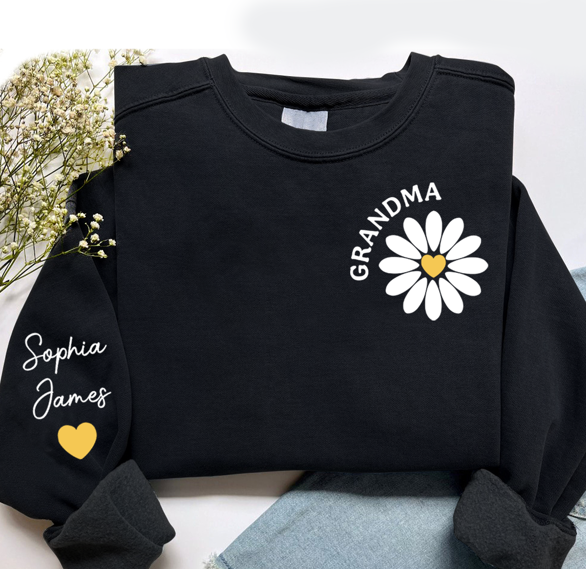Grandma Daisy And Kids, Grandma Gift TH Sweatshirt Sweatshirt