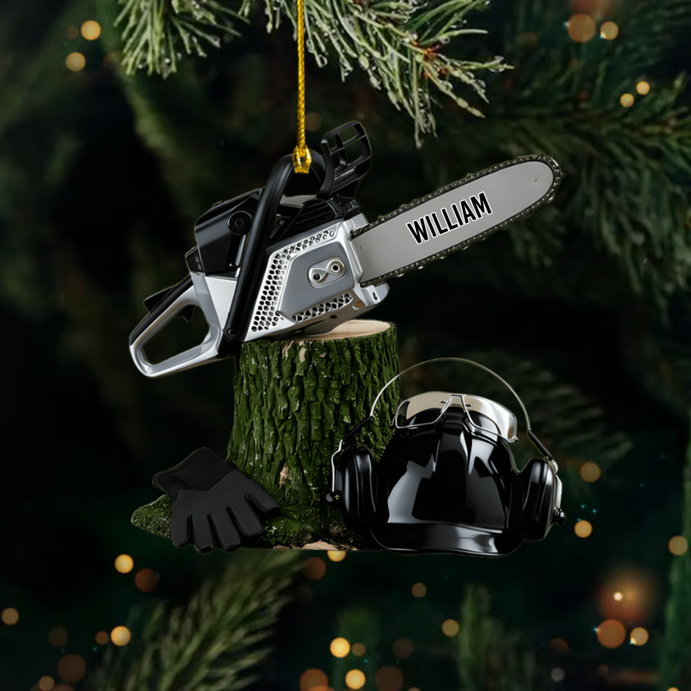 Personalized Chainsaw Ornament – Custom Name Chainsaw Christmas Decoration for Tree Workers and Woodcutters Ornament