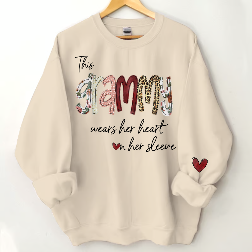 Valentine Grammy And Kids Heart CTH01 Sweatshirt