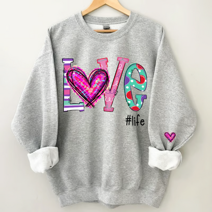 Love grandmalife with kids Valentine's Day Sweatshirt Sweatshirt