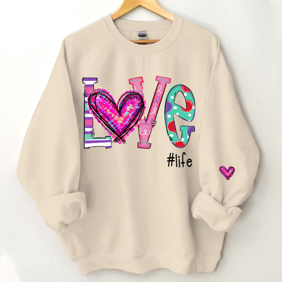 Love momlife with kids Valentine's Day  Sweatshirt
