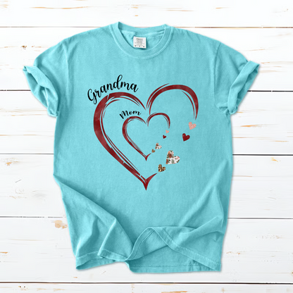 Personalized Mom And Grandma Heart Sweatshirt – Custom Grandma, Mimi, Gigi Sweatshirt with Kids’ Names, Perfect Gift for Mothers & Grandmas
