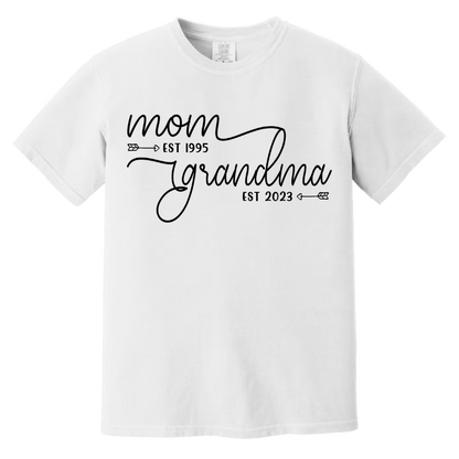 Personalized Mom to Grandma Shirt – Custom EST Year T-Shirt – Cute Mother's Day Gift for New Grandmothers, Pregnancy Reveal, or Birthday