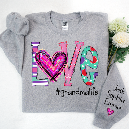 Love grandmalife with kids Valentine's Day Sweatshirt Sweatshirt