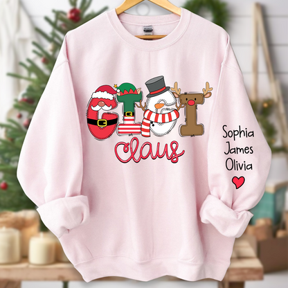 Gigi Claus Merry Christmas Grandma Claus, Nana Claus and Grandkids Sweatshirt