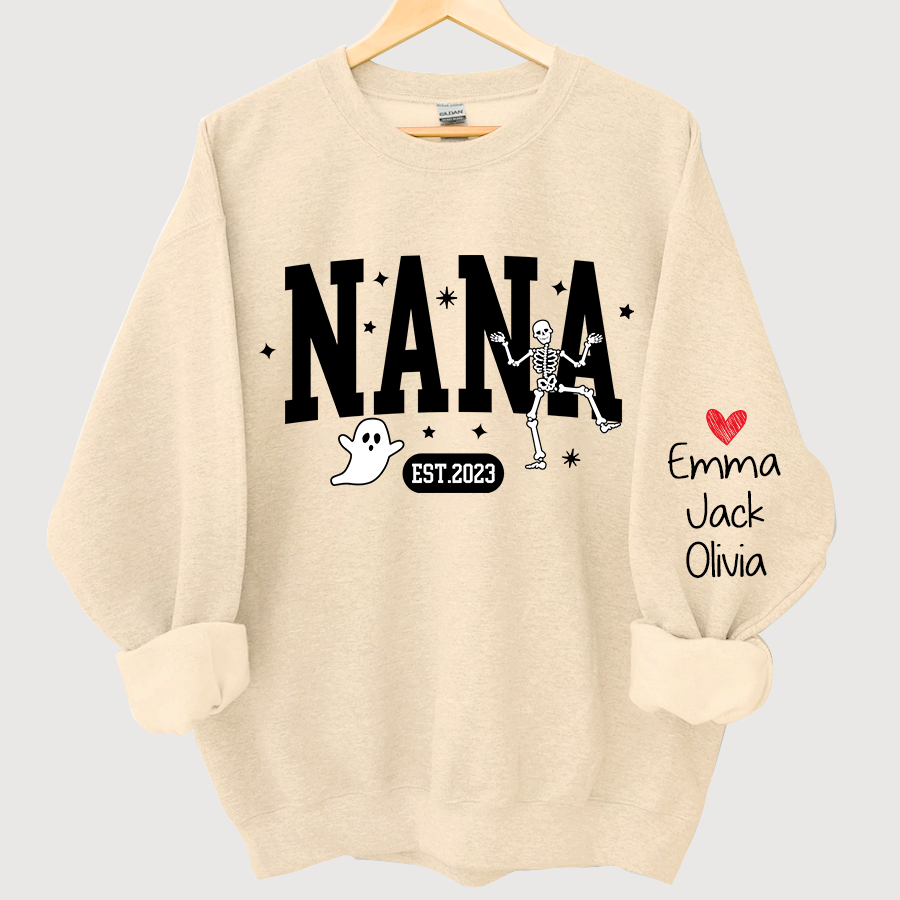 Halloween Nana Est And Grandkids CL01 Sweatshirt