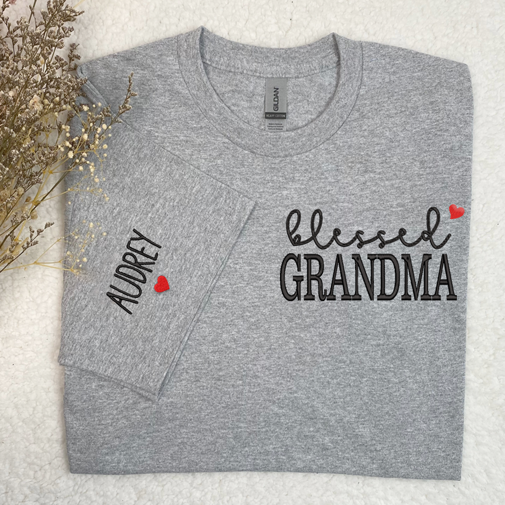 Godmerch Blessed Grandma And Kids Embroidered T-shirt