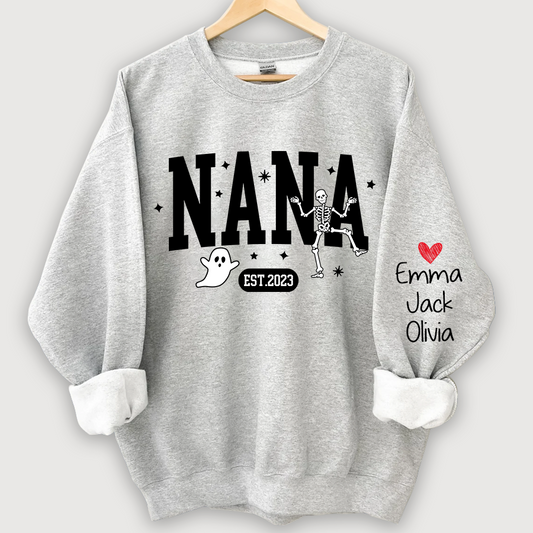 Halloween Nana Est And Grandkids CL01 Sweatshirt