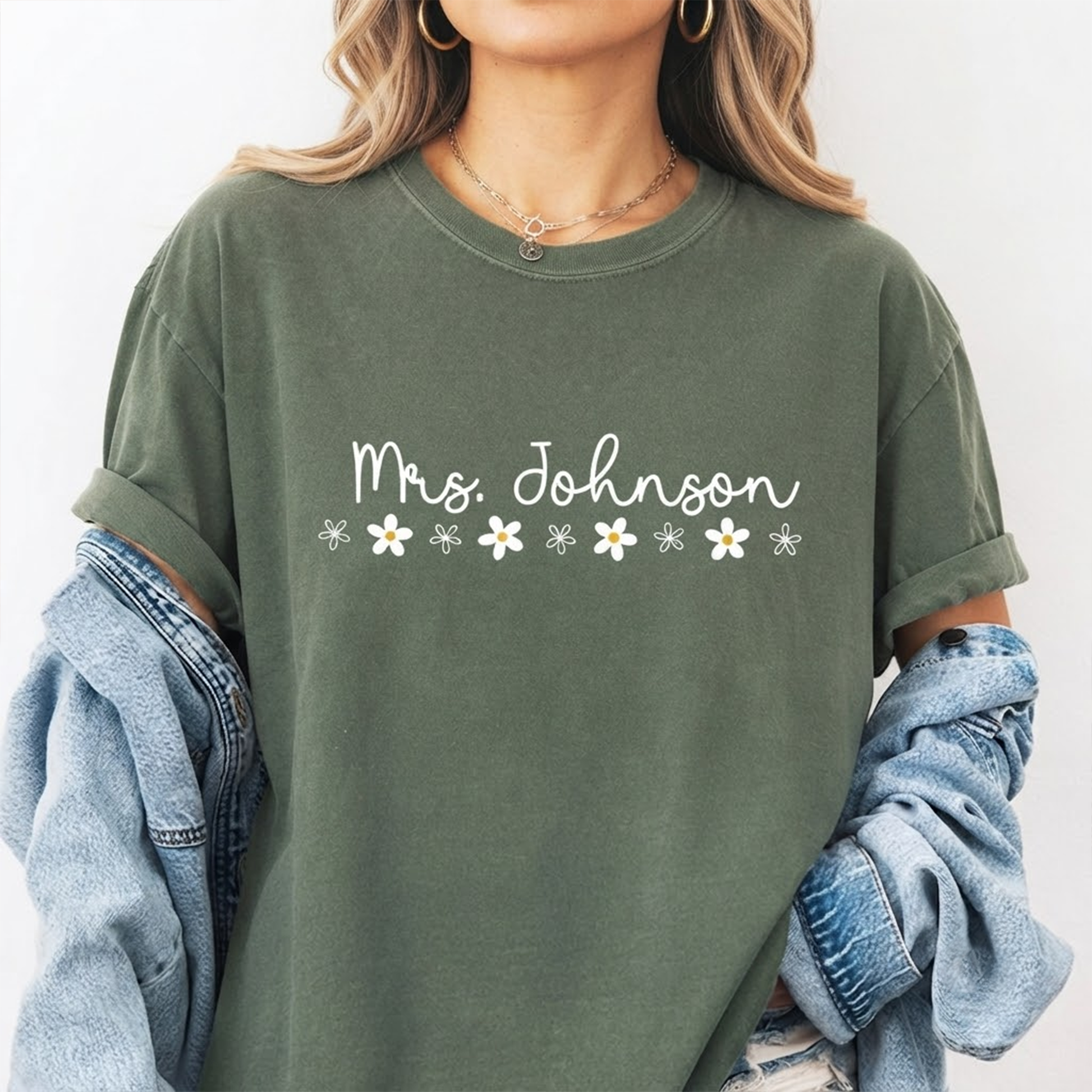 Personalized Teacher Name T-Shirt – Custom Floral Name Tee, Add Your Teacher Name, Back to School Outfit, Gifts for Teachers