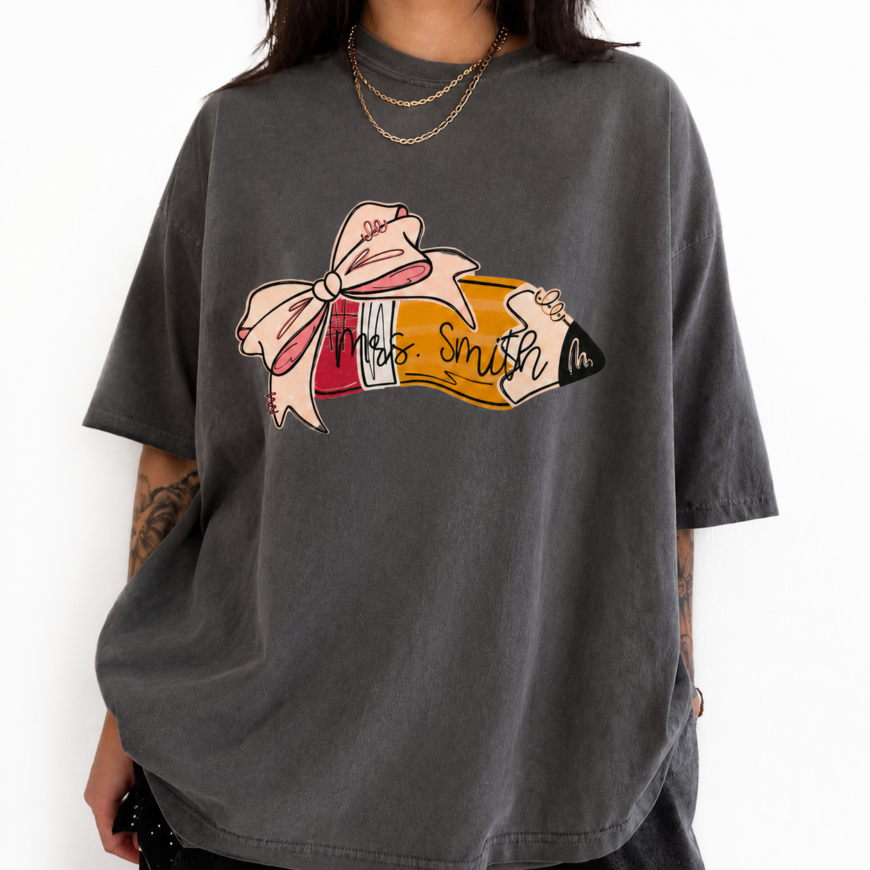 Personalized Teacher Name T-Shirt – Custom Pencil & Bow Tee