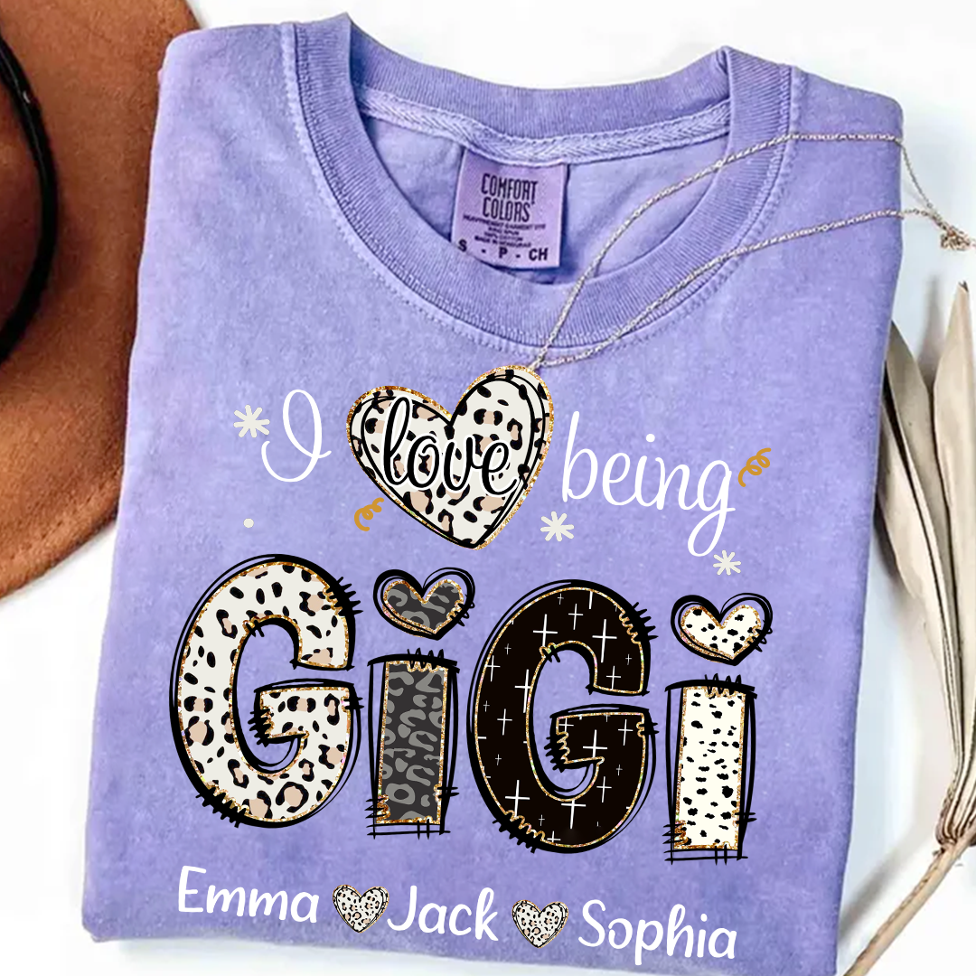 Comfort Colors® I love being Gigi Bible Style Gift For Grandma And Grandkids Names And Grandkids T-Shirt