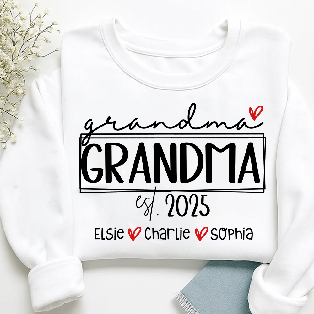 Grandma Est Heart And Grandkids Sweatshirt