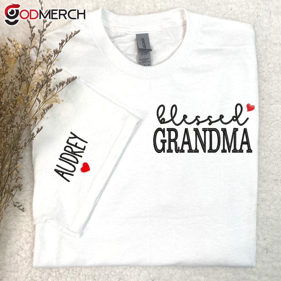 Godmerch Blessed Grandma And Kids Embroidered T-shirt
