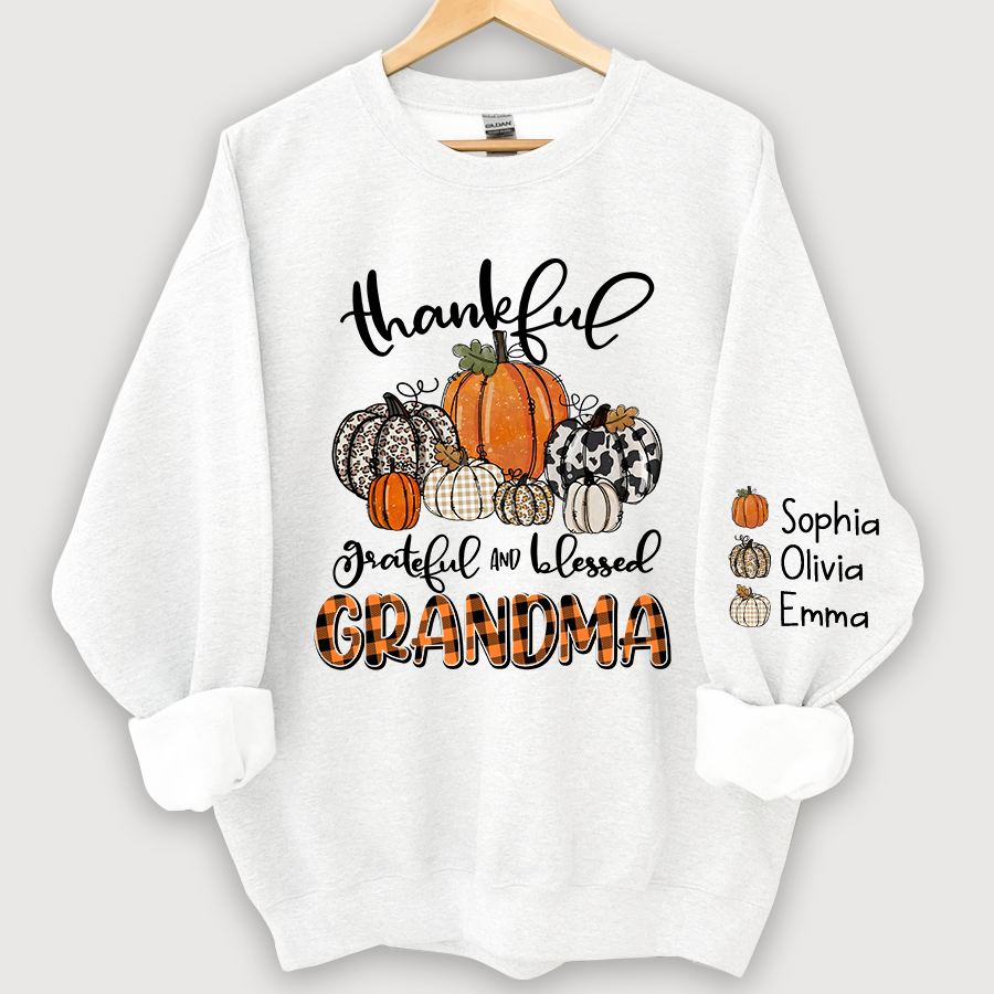 Personalized Thankful Grateful Blessed Grandma And Grandkids Autumn Sweatshirt