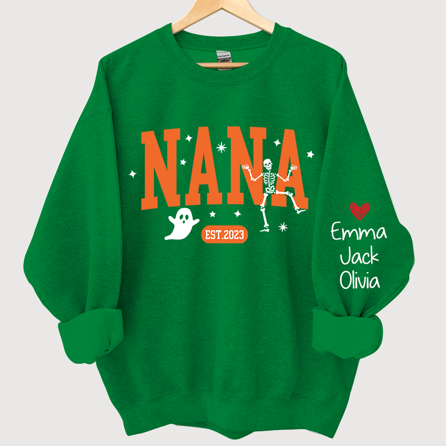Halloween Nana Est And Grandkids CL01 Sweatshirt